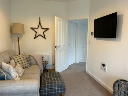 2 bedroom bungalow to rent - Photo 2