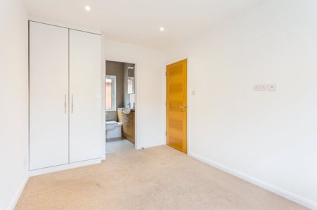 4 bedroom house to rent - Photo 4