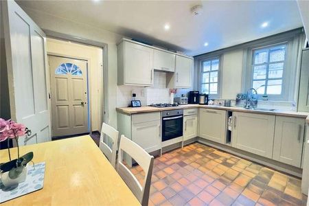 London End, Beaconsfield, Buckinghamshire, HP9 - Photo 5