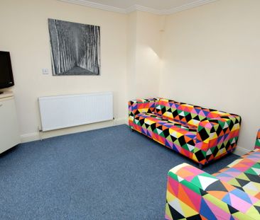 19 Church Road, CHELTENHAM GL517AL - Photo 6