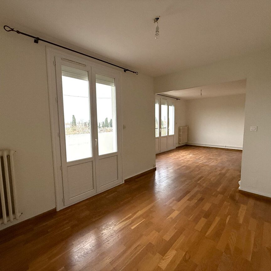 Location Appartement 4 pièces 91m² - Photo 1