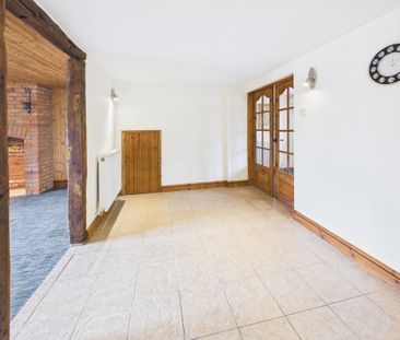 2 bedroom cottage to rent - Photo 6