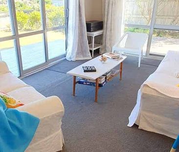 Family Home with Ocean View at Waitarere - Photo 3