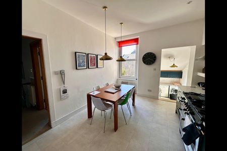 4 Bed Flat, Great Western Road, AB10 - Photo 5
