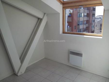 Location Appartement 4 pièces 92 m2 à Billère - Photo 2