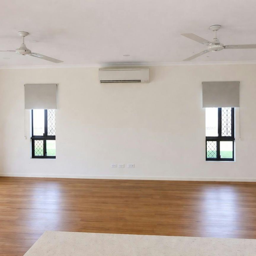 RURAL LIFESTYLE WITH MODERN COMFORTS - Photo 1