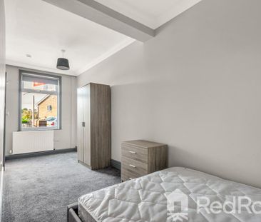 4 bedroom terraced house to rent - Photo 3