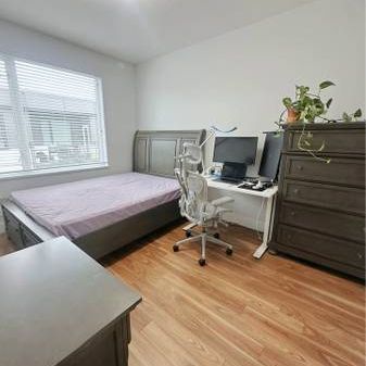 **2BR penthouse apt-Metrotown - Photo 1