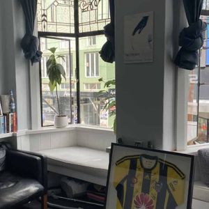 Modern two-bedroom apartment on Willis Street - Photo 2