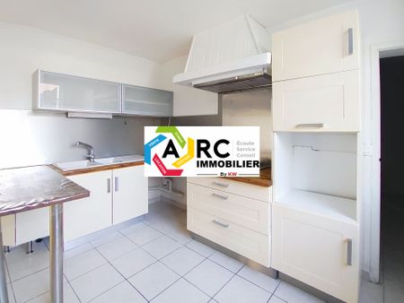 Location Appartement 4 pièces 90m² ST JEAN DE LA RUELLE 45140 - Photo 5