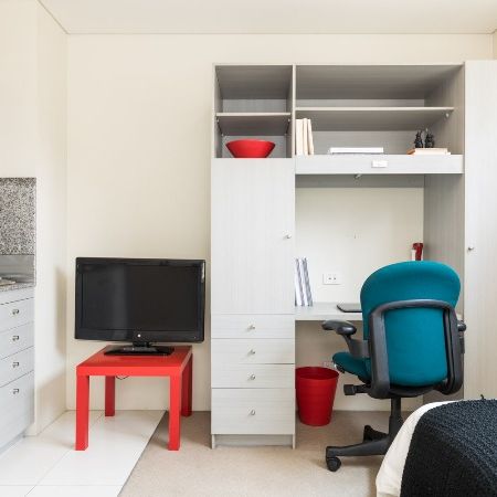 Carlton Residence-Studio Apartment - Photo 1