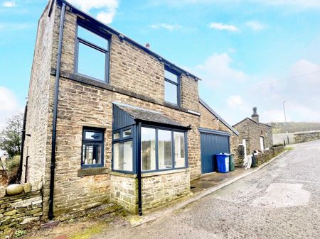 3 bedroom detached house to rent - Photo 2