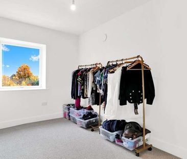 Severells Drive, Siddington, Cirencester, Gloucestershire, GL7 - Photo 6