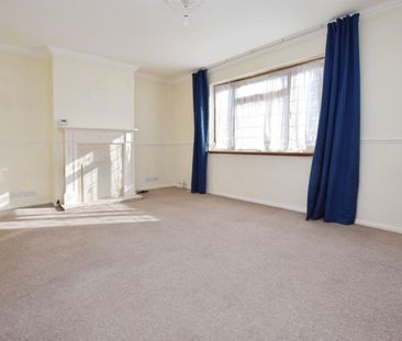 3 bedroom House To Let Total Size: 1045 SQ FT - Photo 1