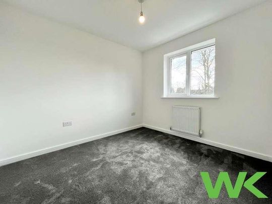 Roman Way, West Bromwich, B71 - Photo 1