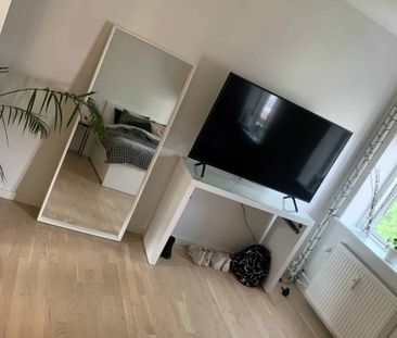 Lys lejlighed på Trøjborg - Photo 6