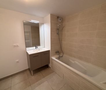 APPARTEMENT T3 A LOUER - DECINES CHARPIEU - 65.88 m2 - 920 € charge... - Photo 6