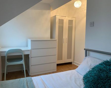 3 bedroom house share to rent - Photo 5