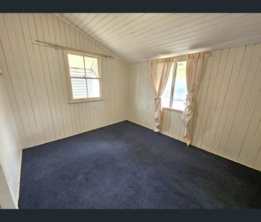 77 Elliott Heads Road, Kepnock, Qld 4670 - Photo 4