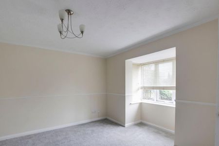 2 bedroom property to rent - Photo 4