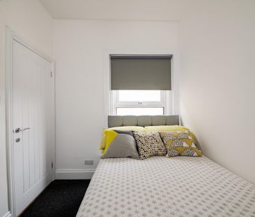 7 bedroom semi-detached house to rent - Photo 5