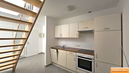 DACHGESCHOSS: GROSS - TERRASSENTRAUM IN DER ANGELIGASSE, OPTIONAL MIT KFZ PLATZ - Photo 2