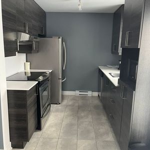 4½ Avec Stationnement | Option Meublé - Photo 3