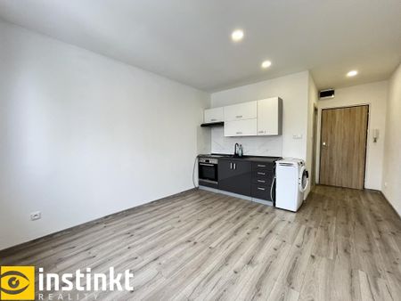 Pronájem bytu 1+kk 28 m2 - Photo 3