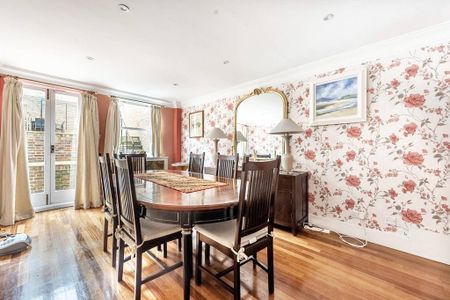 4 bedroom semi-detached house to rent - Photo 3