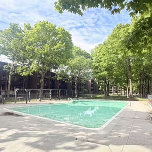 4½ Chauffé Avec Piscine à Ste-Foy - Photo 3