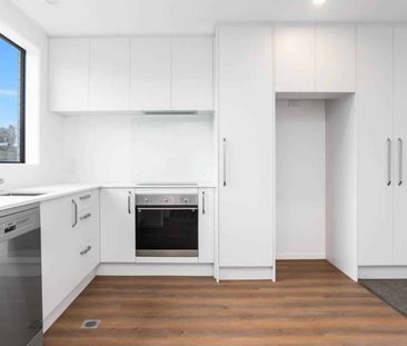 Modern Home in Mangere! - Photo 5