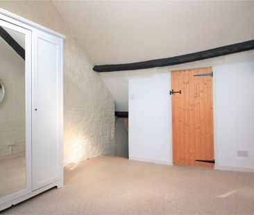 Roundwell Street, South Petherton, TA13 - Photo 5