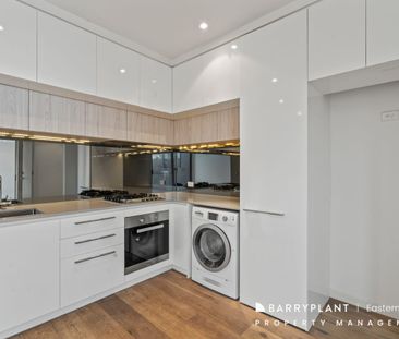 Modern 1-Bedroom Apartment in Prime Balwyn Location - Photo 3