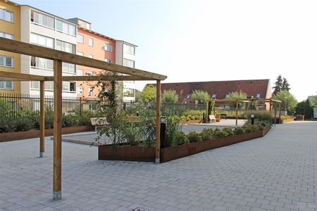 Per Albin Hanssons väg 61E - Photo 3