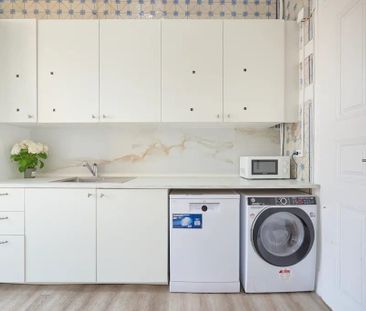 Largo Vitorino Damásio, Lisbon, Lisbon 1200-872 - Photo 3