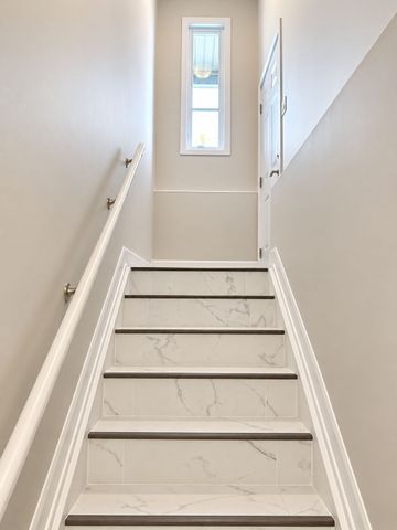 For Lease - 738 AZURE Street Unit# B, Russell, Ontario - Photo 5