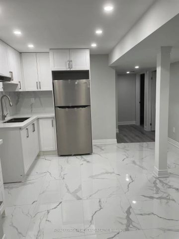 68 Peshawar Avenue #LOWER - Photo 3