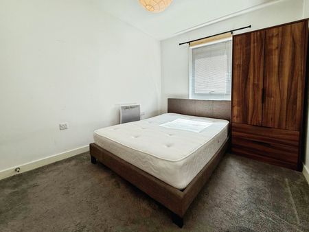 2 bedroom apartment to rent - Photo 3