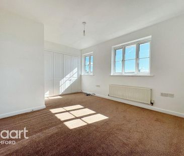 3 bedroom terraced house to rent - Photo 2