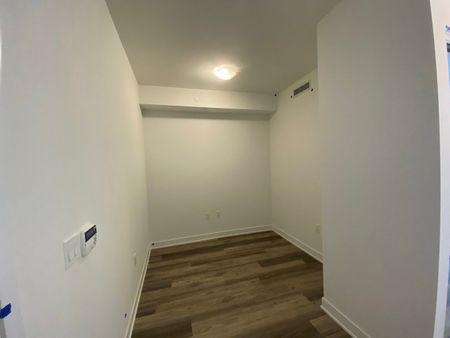 For Lease - 4675 Metcalfe Avenue Unit# 1705, Mississauga, Ontario - Photo 5