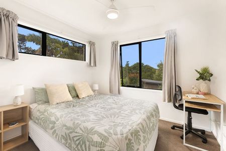 Paihia – 4 Bedrooms - Bush & Beach Retreat - Photo 2