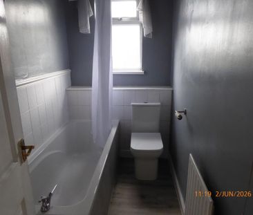 2 bedroom terraced house to rent - Photo 5