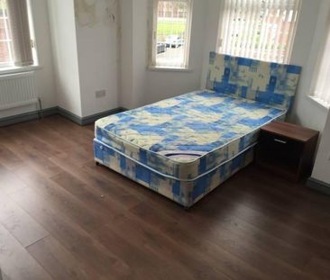 1 bedroom in a house share to rent - Photo 5