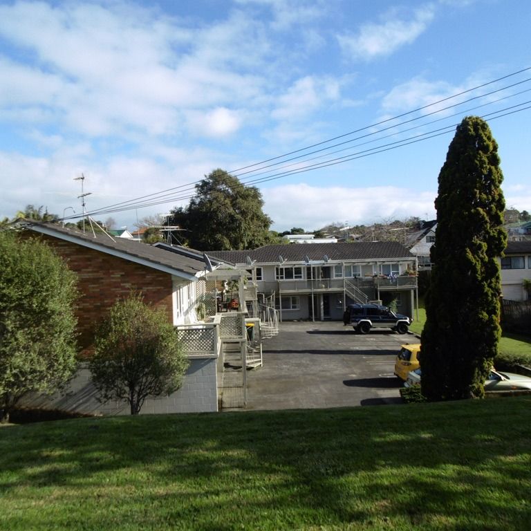 Charming 2-Bedroom Gem in Northcote Point - Photo 1