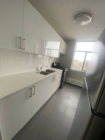 Two Bedroom - Photo 4