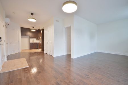 Av. de Dompierre, J5R 6P5, Candiac - Photo 2