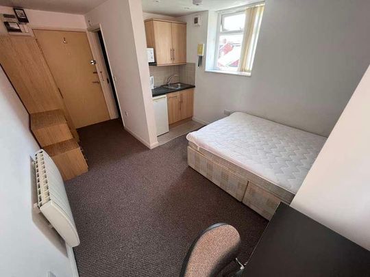 Studio Flats -coventry, CV1 - Photo 1