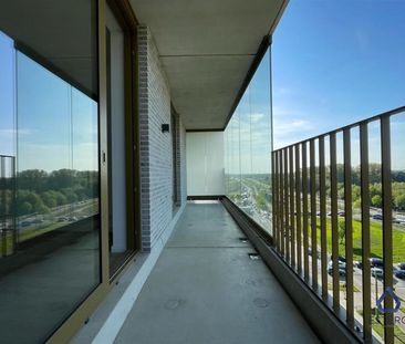 Nieuwbouwappartement op een toplocatie gelegen op 7e verdieping - Photo 1