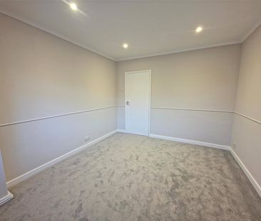 Stamford Green Road, Epsom, Surrey, KT18 7SR - Photo 2