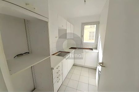 Location Appartement 2 pièces 48m² MENTON 06500 - Photo 4